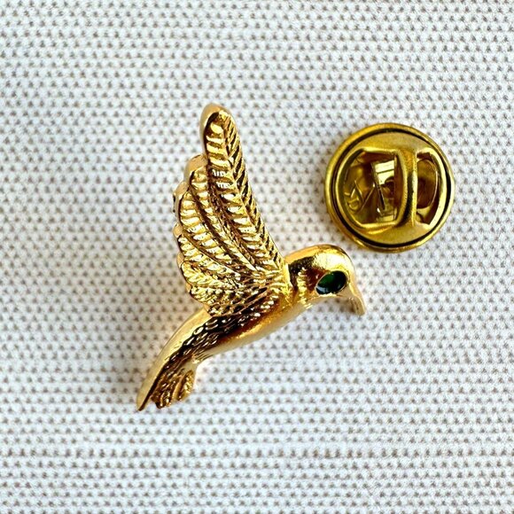 Vintage Gold-Tone Hummingbird Pin With Green Eye Accent & Push Back Closure - Picture 5 of 5